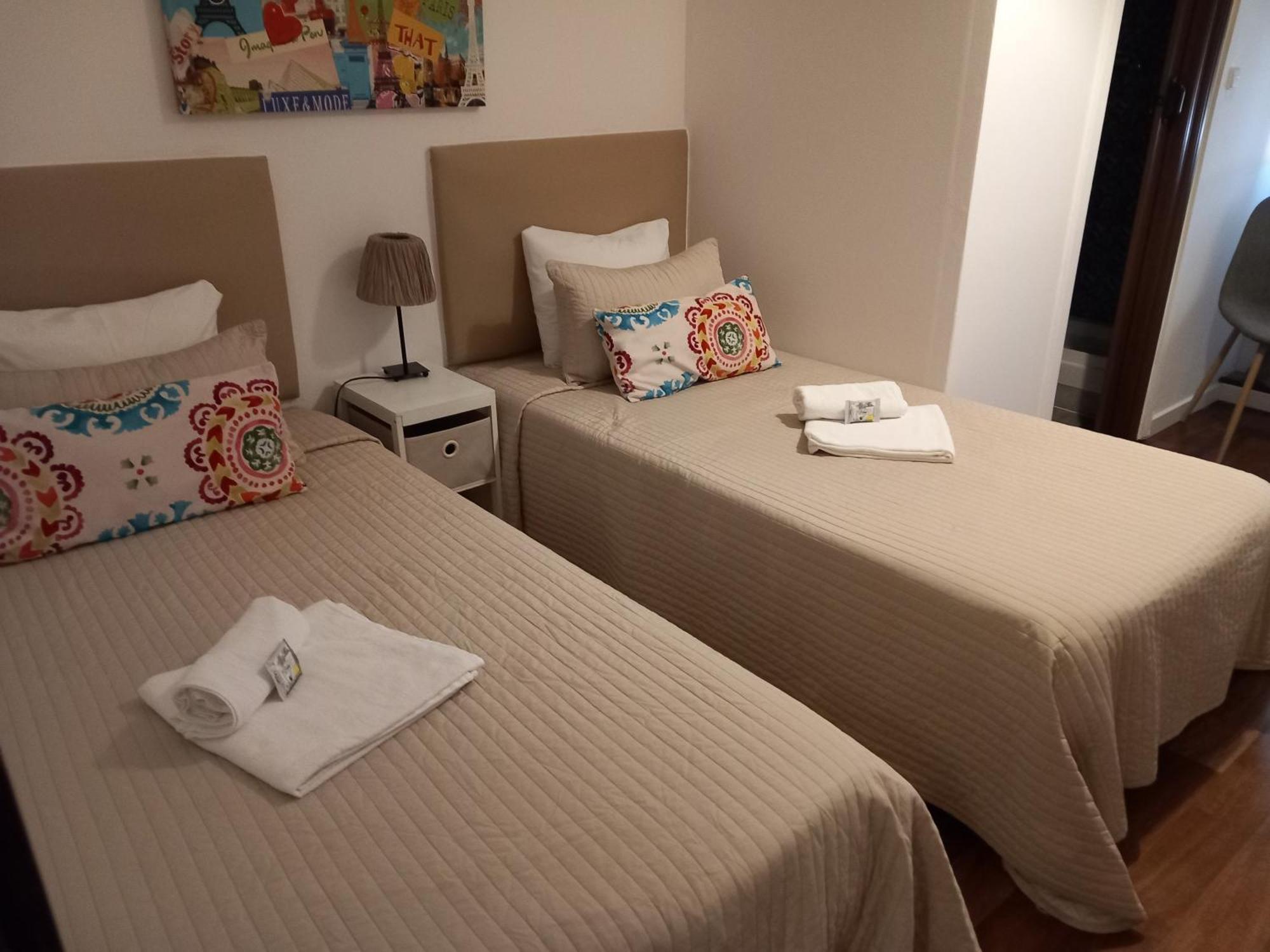 Guest House Guerra Junqueiro Lissabon Exterior foto
