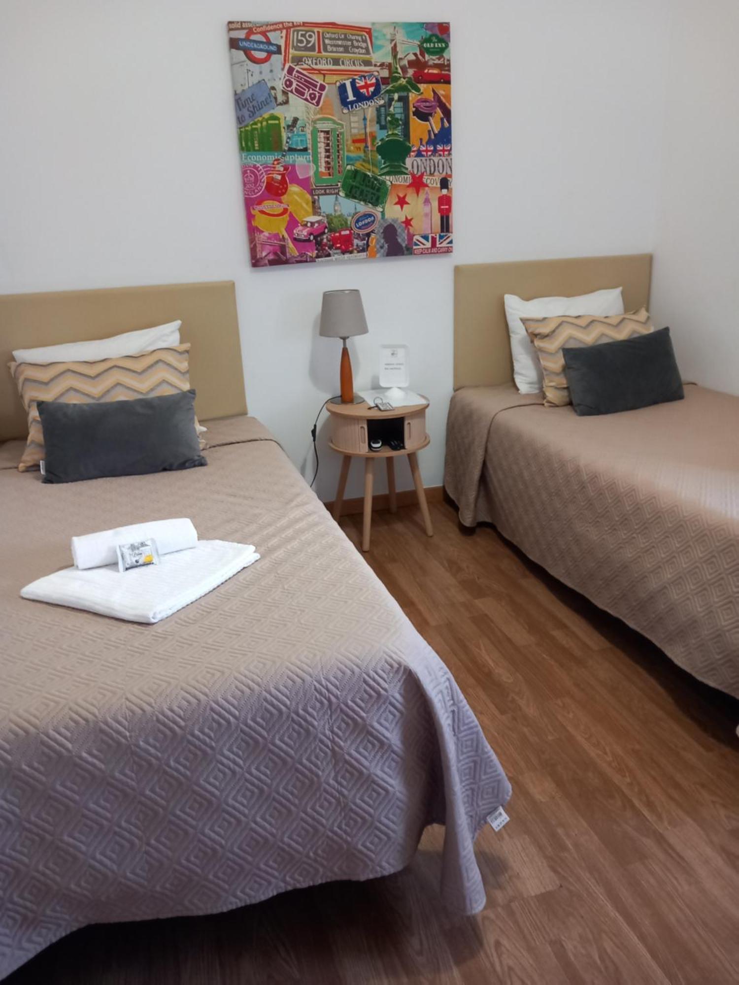Guest House Guerra Junqueiro Lissabon Exterior foto